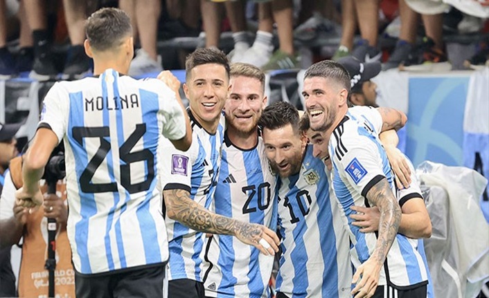 Dünyanın en büyüğü Arjantin oldu! Messi hayaline kavuştu